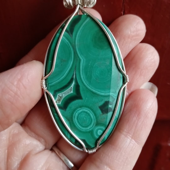 Malachite pendant in sterling - Picture 3 of 3